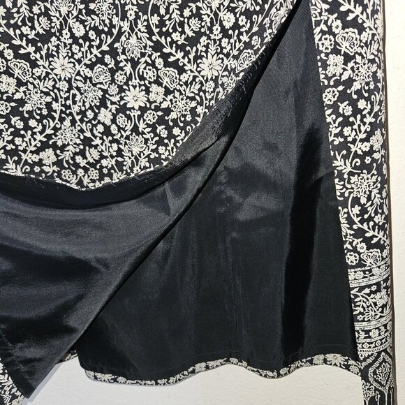 Talbots Petites 100% Silk Black White Floral Midi Skirt Size 10P Lined Side Slit - Picture 9 of 14